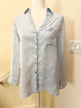 C&C California Linen Mix Media Striped Coastal Button Down Shirt Medium blue